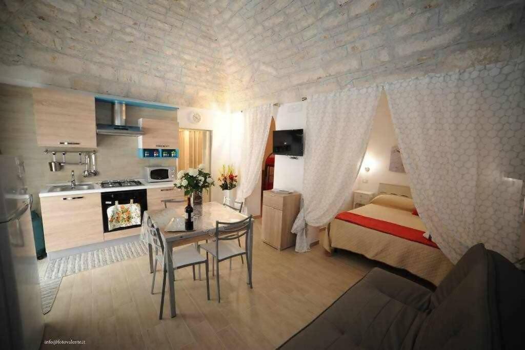 Вилла Antica Dimora Giusy Остуни Экстерьер фото
